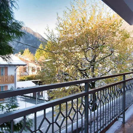 アパート Terrazza Alpina In Centro *